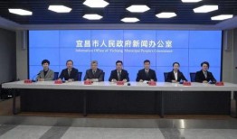 学生新闻发布会爆料,新闻发布会背后的故事与真相”